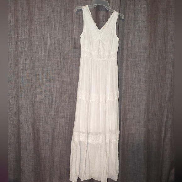 Rebellion White Maxi Dress Size S - Picture 2 of 4